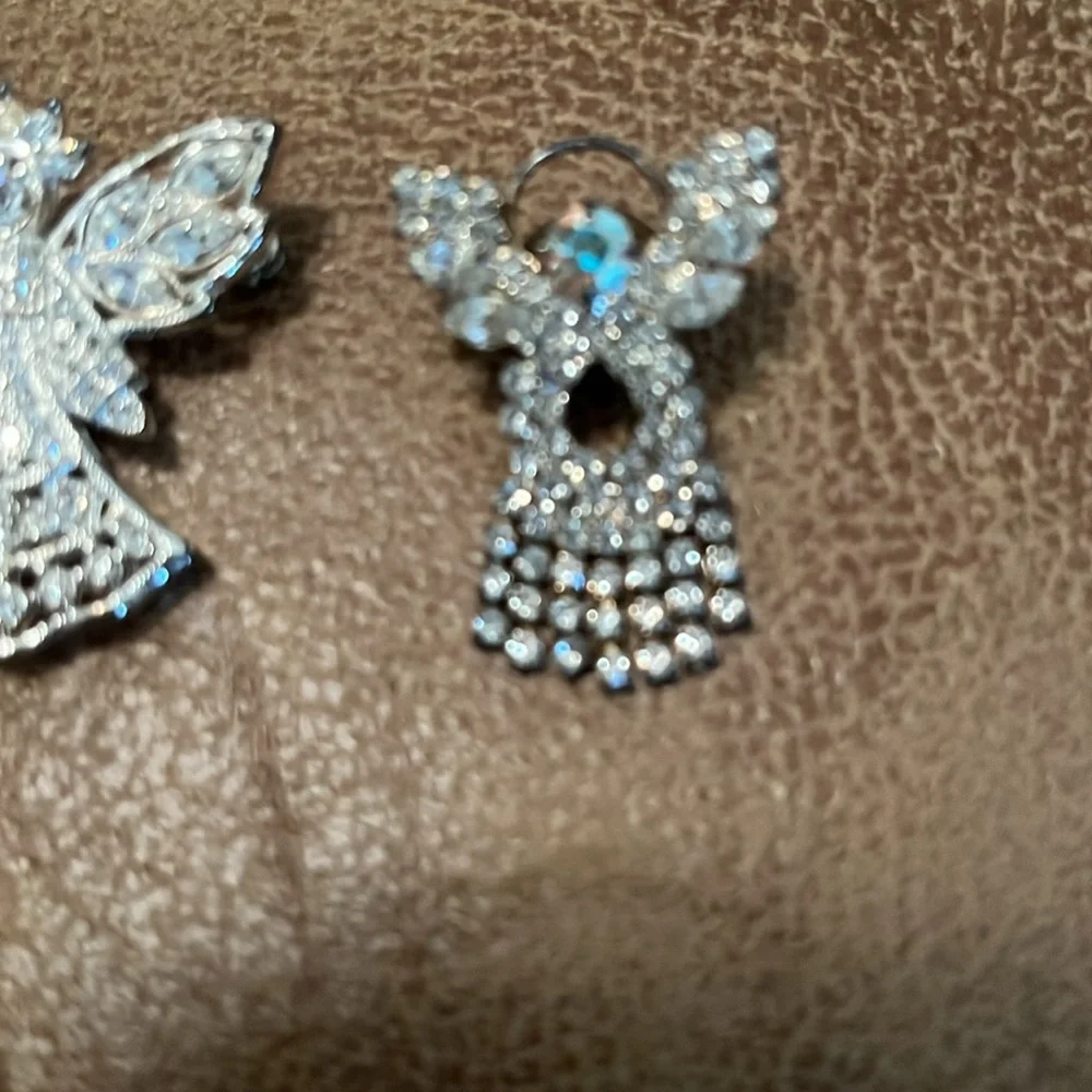 3 Vintage Silver Angel Broaches & 1 Gold Rhinestone Angel - Picture 3 of 5